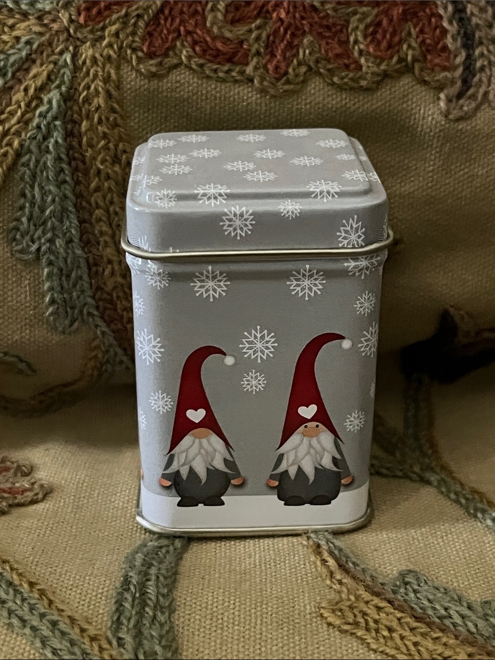 NWTMiniature Christmas Gnome Tin